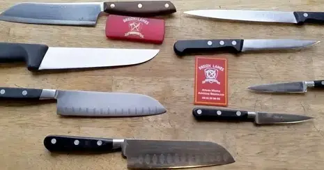 affûtage de couteau professionnel à Câteaubourg - image 3