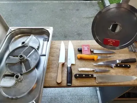 affûtage de couteau professionnel à Châteaugiron - image 2