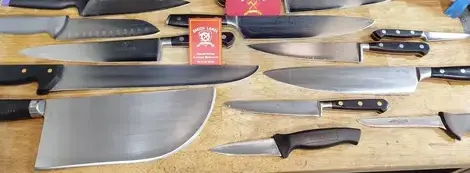 affûtage de couteau professionnel à La-Guerche-de-Bretagne - image 2