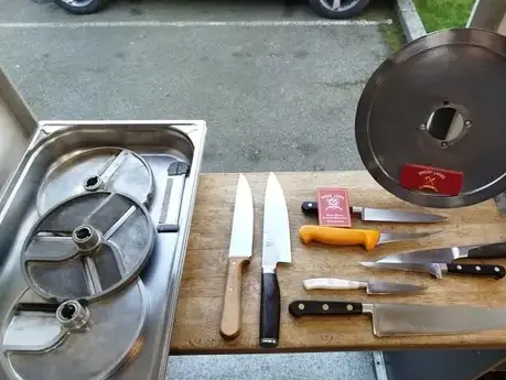 rémouleur à Châteaugiron - image 4